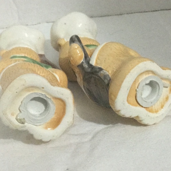 Vintage salt and pepper shakers - bear chefs , frying pan and pizza board-used. - Picture 7 of 8